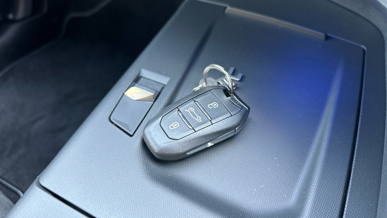 Peugeot 5008 157kW GT 73kWh 5dr Auto Electric Estate